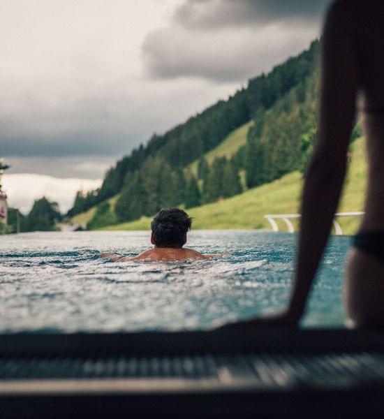 Torghele's Wald + Fluh - Wellnesshotel im Allgäu - Infinity Pool
